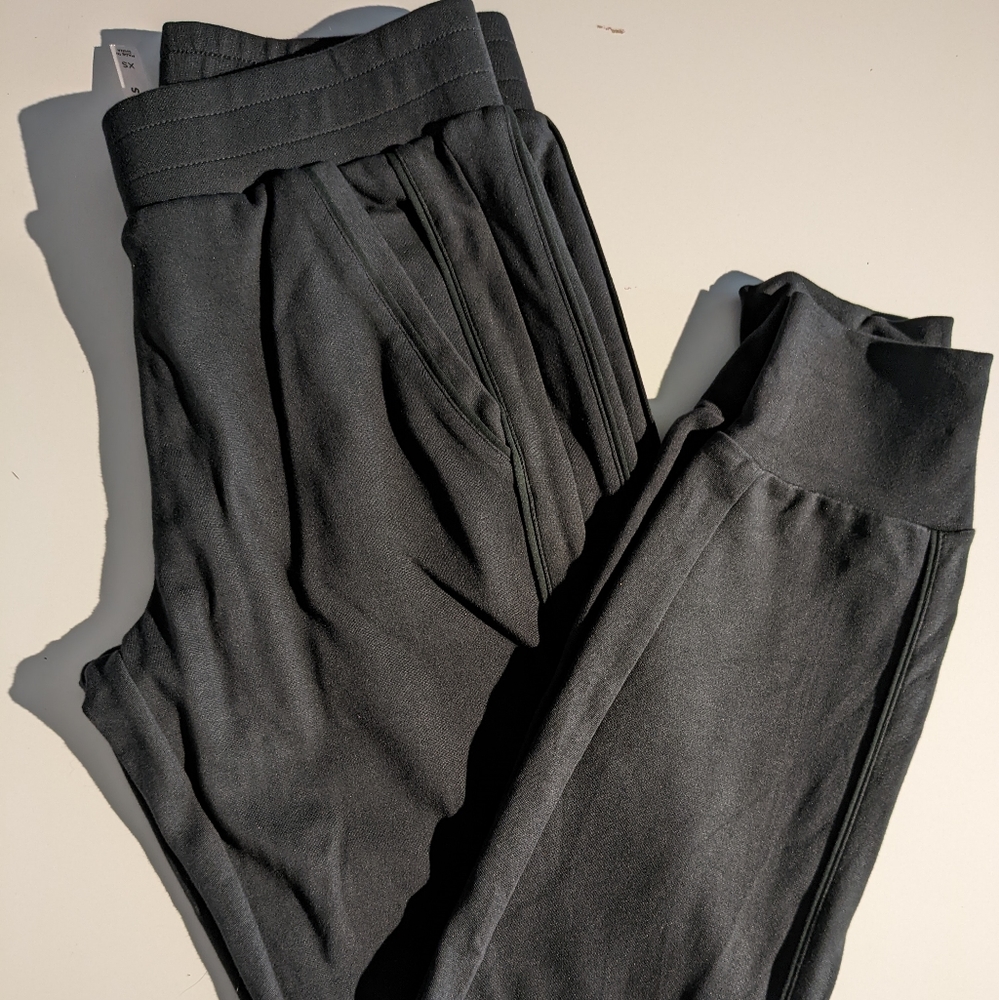 Fabletics Joggers